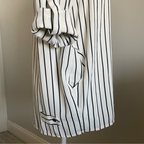 RARE Daorae Striped Tunic Top, Lightweight, Ling Sleeve, Roll up Tabs, Pockets - Picture 4 of 15